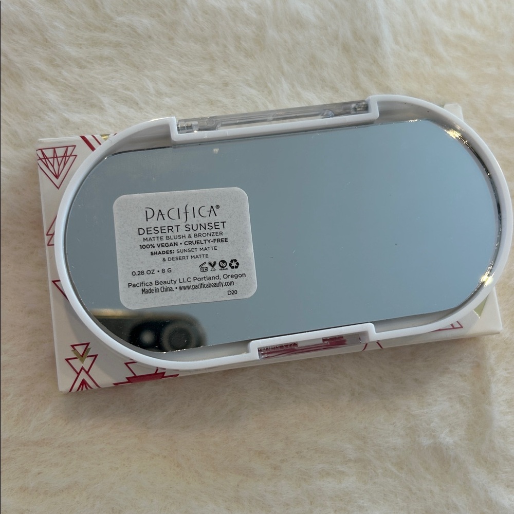 Pacifica Blush and Highlighter and Bronzer Duo - Picture 5 of 7
